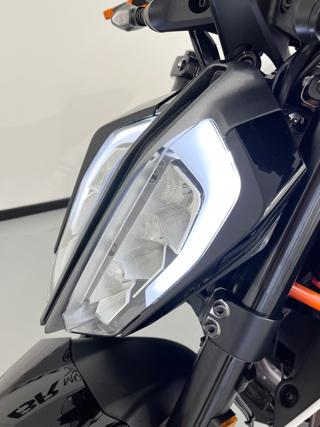 KTM 390 Duke usata 10