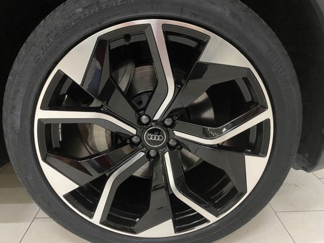 AUDI Q8 usata, con Chiusura centralizzata