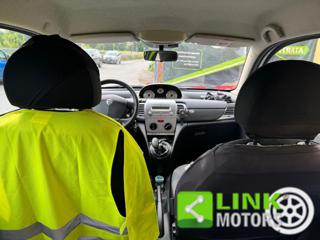 LANCIA Ypsilon usata, con Fendinebbia
