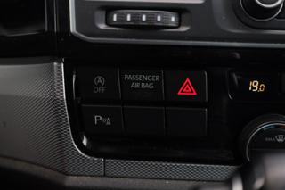 VOLKSWAGEN Caravelle usata, con Fari LED