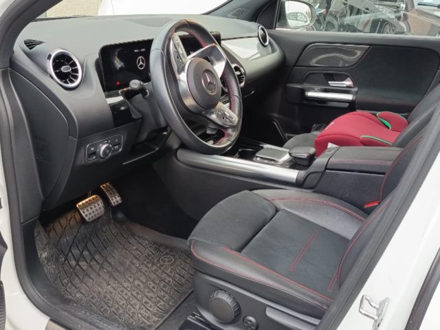 MERCEDES-BENZ GLA 200 usata, con Chiusura centralizzata