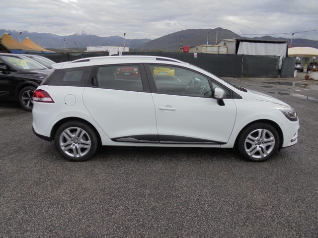 RENAULT Clio usata, con Bluetooth