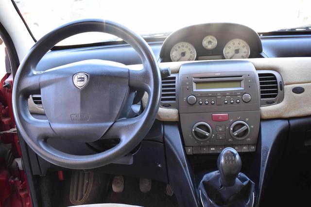 LANCIA Ypsilon usata, con Airbag testa