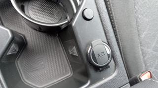 VOLKSWAGEN Golf usata, con Freno di stazionamento elettrico