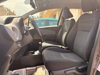 TOYOTA Yaris usata, con Volante in pelle