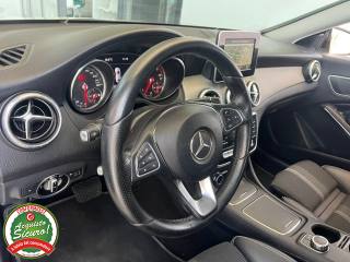 MERCEDES-BENZ CLA 200 usata, con Chiusura centralizzata