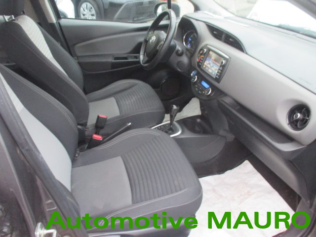 TOYOTA Yaris usata 25