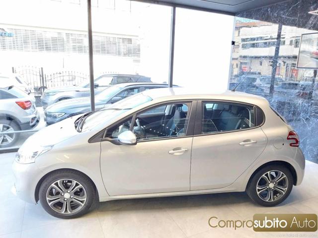 PEUGEOT 208 usata, con Airbag Passeggero