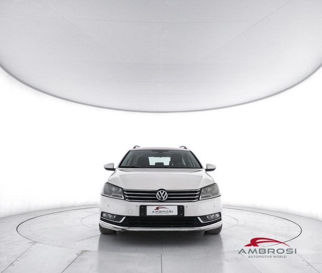VOLKSWAGEN Passat usata 4