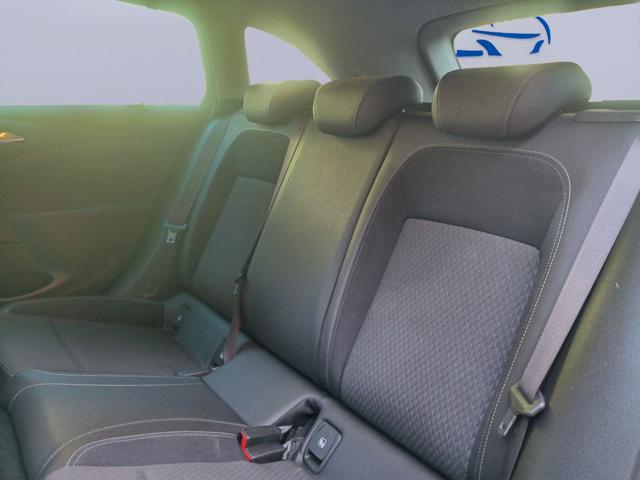 OPEL Astra usata, con Controllo automatico clima