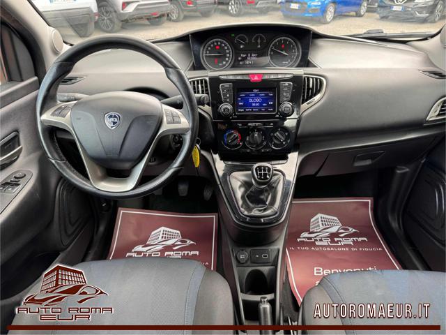 LANCIA Ypsilon usata, con Park Distance Control