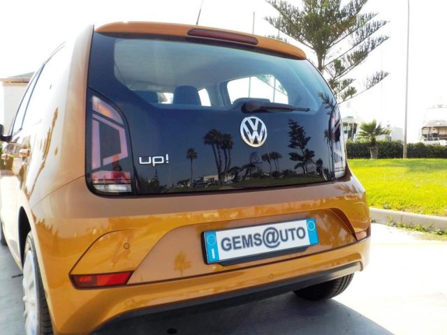 VOLKSWAGEN up! usata, con Alzacristalli elettrici