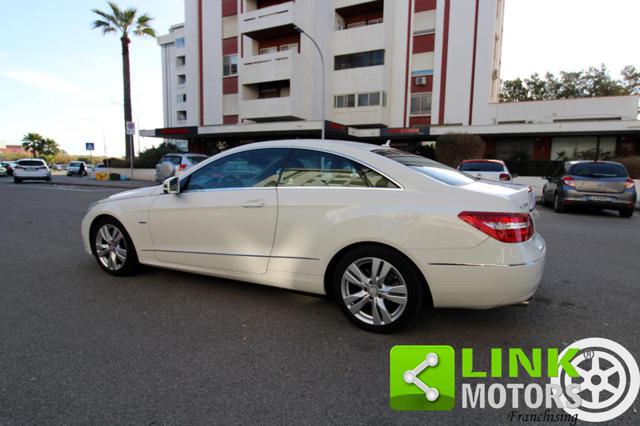 MERCEDES-BENZ E 220 usata, con Autoradio