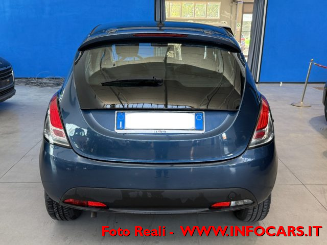 LANCIA Ypsilon usata, con Autoradio digitale