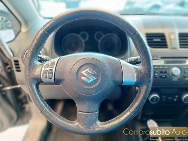 SUZUKI SX4 usata, con Specchietti laterali elettrici