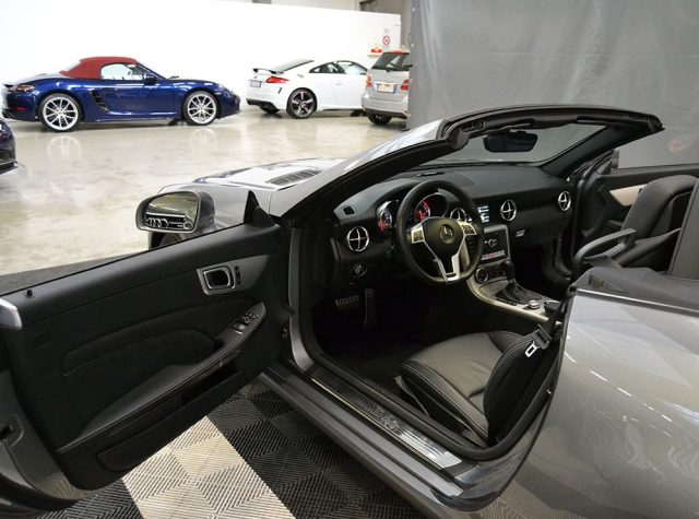 MERCEDES-BENZ SLK 200 usata, con Airbag