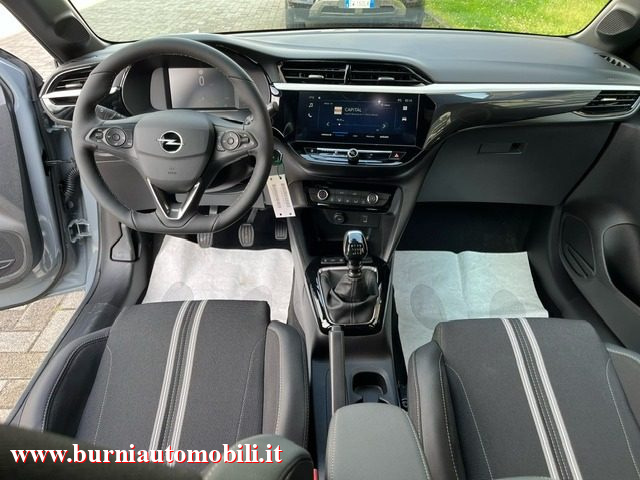 OPEL Corsa usata, con USB