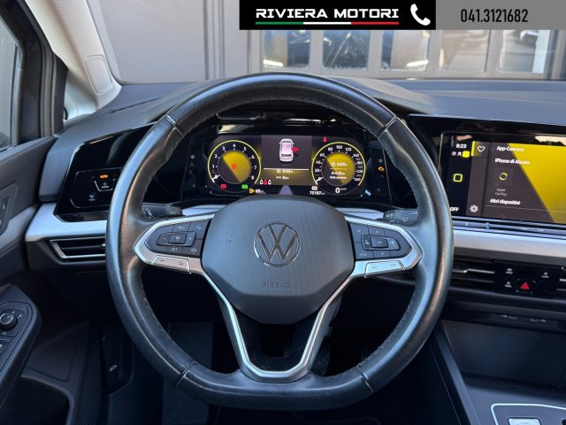 VOLKSWAGEN Golf usata, con Autoradio