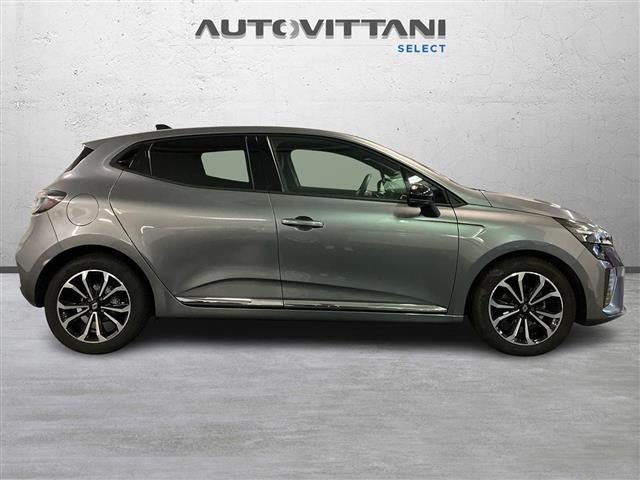 RENAULT Clio usata, con Alzacristalli elettrici