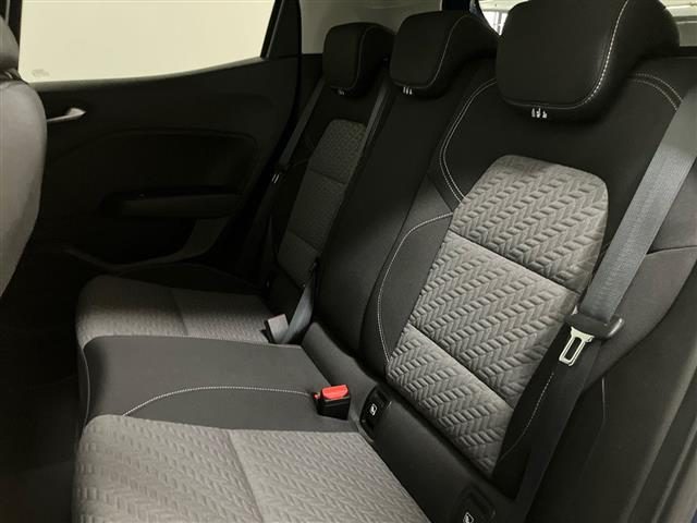 RENAULT Clio usata, con Sensori di parcheggio posteriori