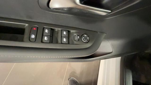 PEUGEOT 208 usata, con Servosterzo