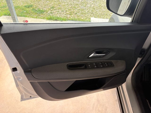 DACIA Jogger usata, con Luci diurne LED