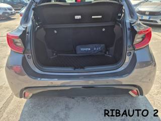 TOYOTA Yaris usata, con Bracciolo
