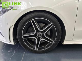 MERCEDES-BENZ CLA 200 usata, con Park Distance Control