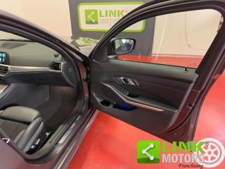 BMW 320 usata, con USB