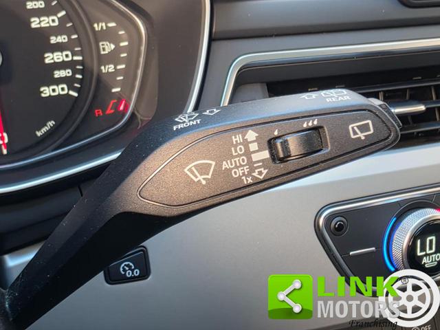 AUDI A4 usata, con Autoradio digitale