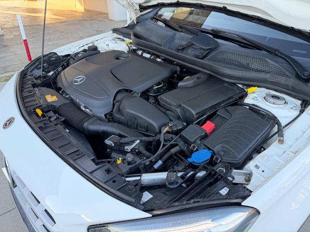 MERCEDES-BENZ GLA 180 usata, con Sensore di luce