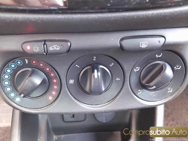 OPEL Corsa usata, con Specchietti laterali elettrici