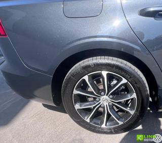 VOLVO V60 usata, con Bluetooth