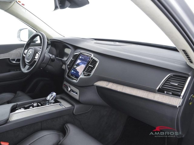 VOLVO XC90 usata 13