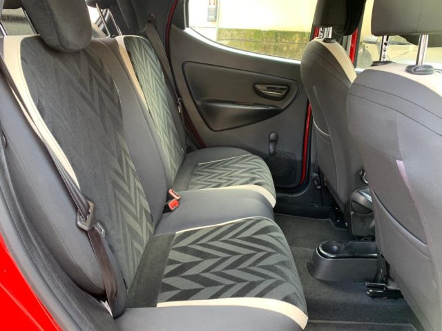 LANCIA Ypsilon usata 13