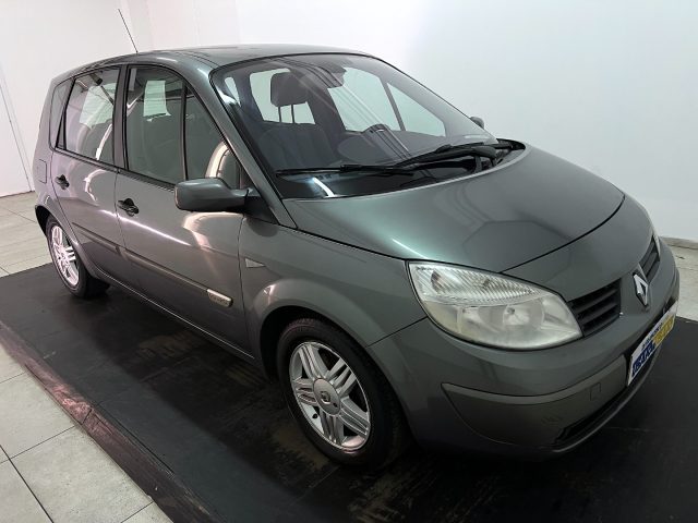 RENAULT Scenic usata, con Cerchi in lega