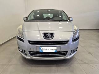 PEUGEOT 5008 usata, con Airbag