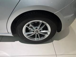 MERCEDES-BENZ A 180 usata, con Park Distance Control