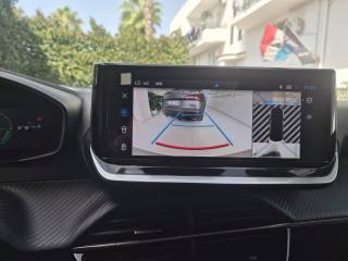 PEUGEOT 2008 usata, con Sedile posteriore sdoppiato
