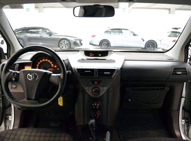 TOYOTA iQ usata, con Alzacristalli elettrici