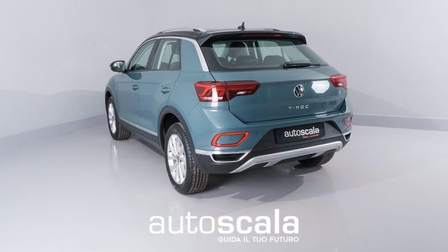 VOLKSWAGEN T-Roc usata, con Specchietti laterali elettrici