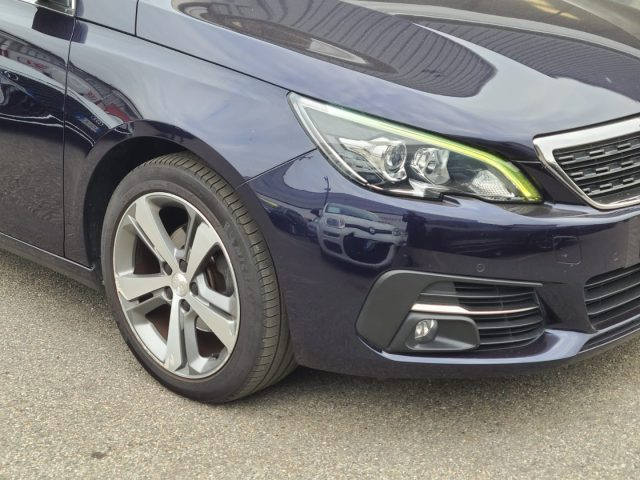 PEUGEOT 308 usata, con Frenata d