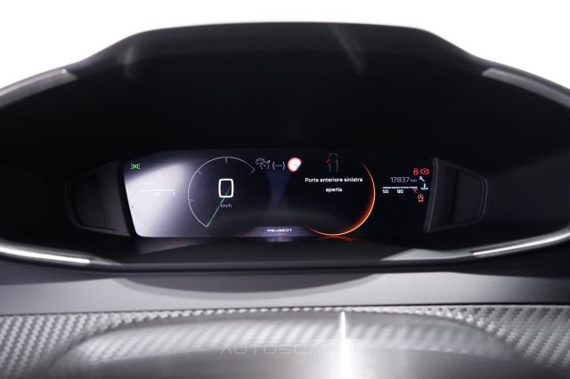 PEUGEOT 2008 usata, con Volante in pelle