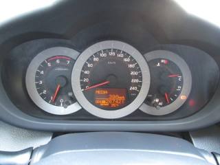 TOYOTA RAV 4 usata, con Autoradio