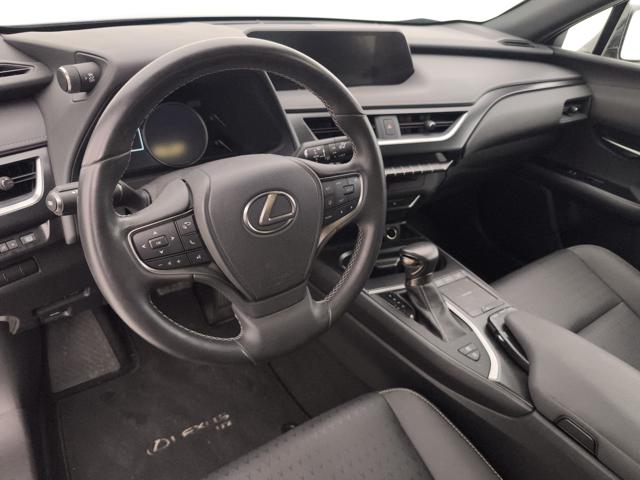 LEXUS UX 250h usata, con Climatizzatore