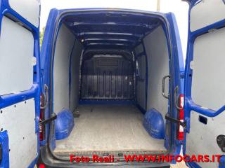 RENAULT Master usata, con USB