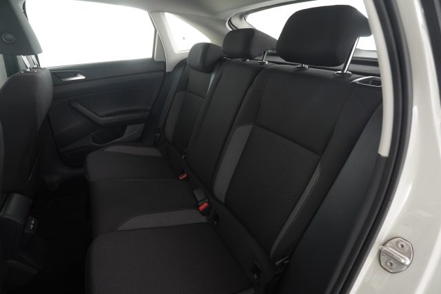 VOLKSWAGEN Taigo usata 9