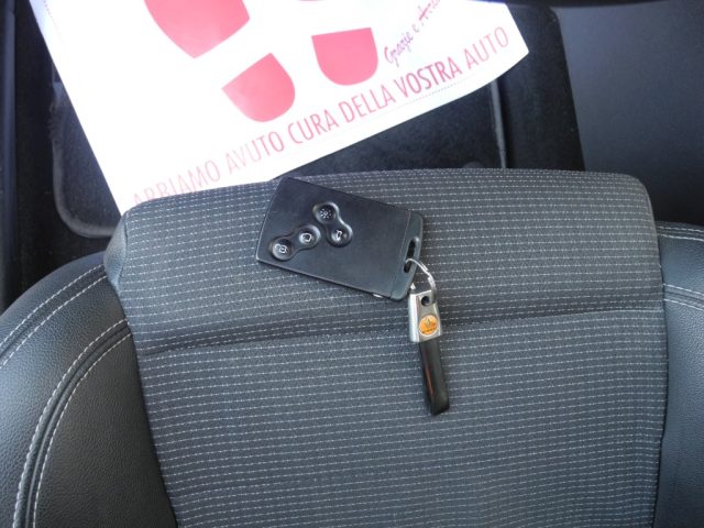 RENAULT Megane usata, con Divisori per bagagliaio