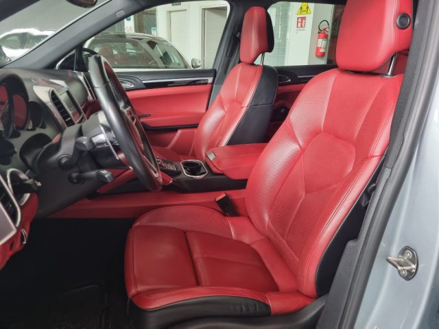 PORSCHE Cayenne usata, con Cerchi in lega