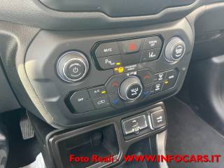 JEEP Renegade usata, con USB